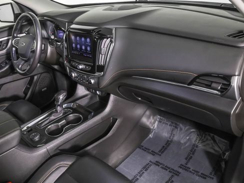 Used 2021 Chevrolet Traverse RS w/ LPO, Floor Liner Package image 44