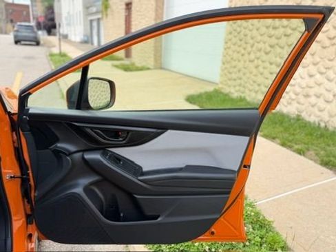 Used 2018 Subaru Crosstrek 2.0i Premium AWD/4WD image 22