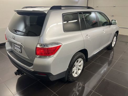 Used 2013 Toyota Highlander Plus image 7