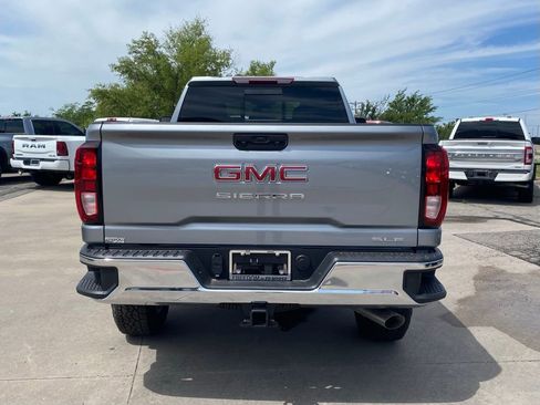 New 2026 GMC Sierra 2500 SLE w/ SLE Value Package; AWD/4WD image 4