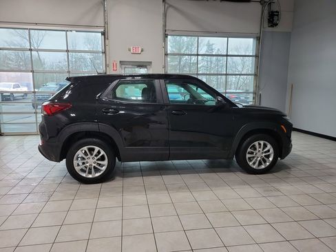 Used 2024 Chevrolet TrailBlazer LS image 12
