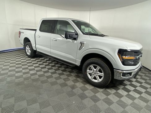New 2026 Ford F150 XLT w/ Equipment Group 302A MID AWD/4WD image 7