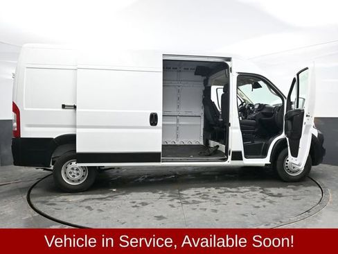 Used 2025 RAM ProMaster 2500 w/ Convenience Group image 46