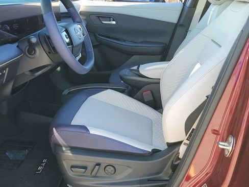 New 2026 Nissan Leaf Platinum+ w/ Cargo Package (Platinum+) image 6