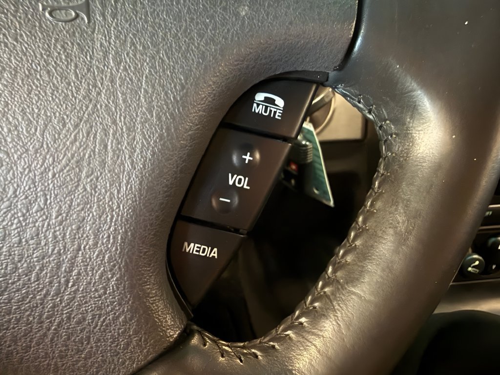 Used 2002 Ford Thunderbird RWD image 20
