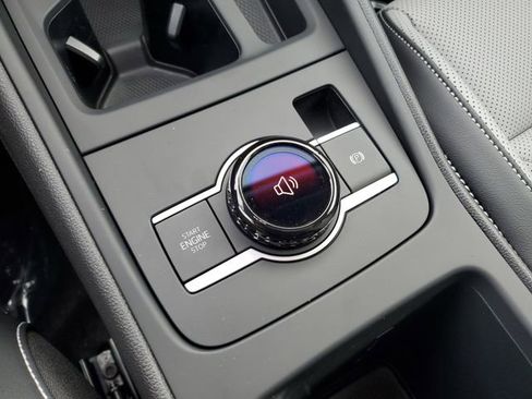 New 2026 Volkswagen Tiguan SE image 28