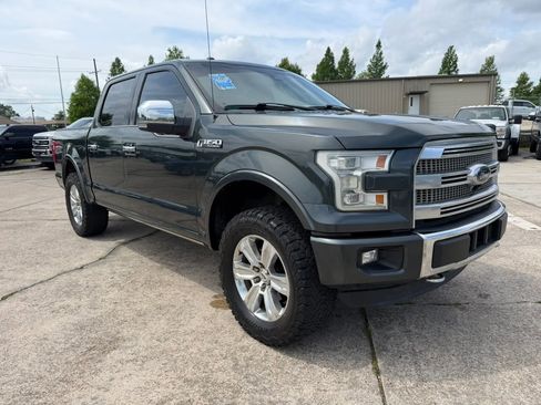 Used 2015 Ford F150 Platinum w/ Equipment Group 701A Luxury AWD/4WD image 7