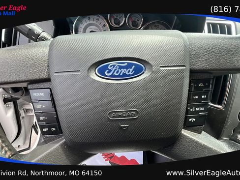 Used 2010 Ford Edge Limited AWD/4WD image 17