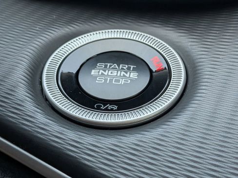 New 2026 Jeep Grand Cherokee Laredo image 31