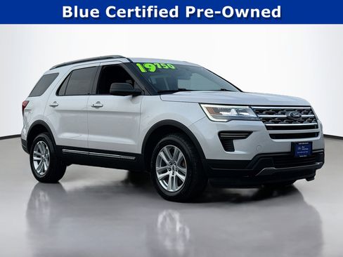 Certified 2018 Ford Explorer XLT image 1