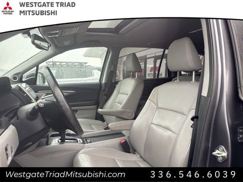 Used 2017 Honda Pilot EX-L image 6