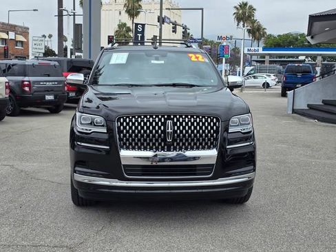 Used 2022 Lincoln Navigator Black Label AWD/4WD image 2