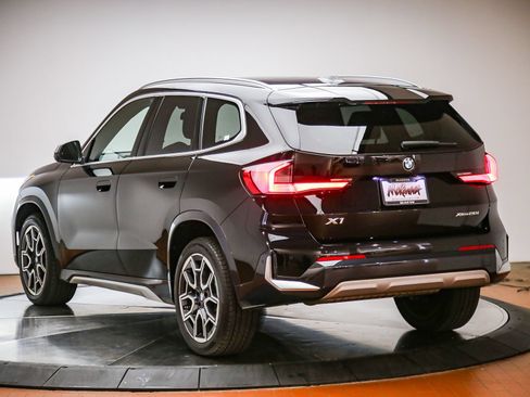 Used 2023 BMW X1 xDrive28i w/ Convenience Package AWD/4WD image 2