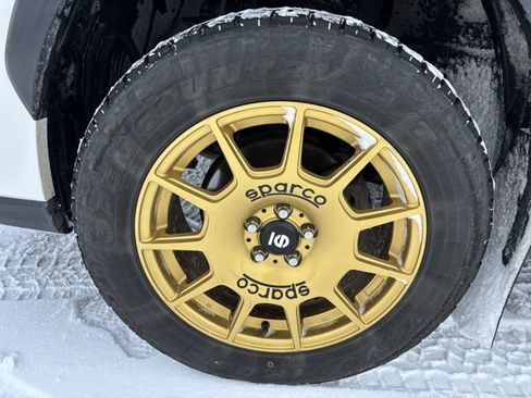 Used 2018 Subaru Crosstrek 2.0i Premium image 9