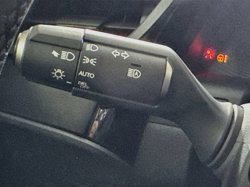 Used 2025 Lexus ES 350 w/ Premium Package FWD image 14