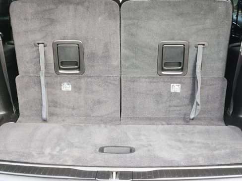 Used 2024 Jeep Grand Cherokee L Limited w/ Luxury Tech Group II image 12