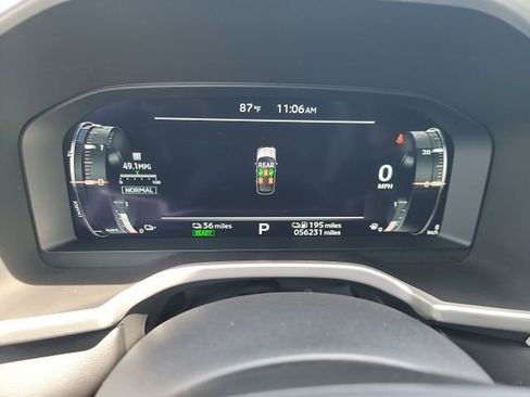 Used 2023 Mitsubishi Outlander SE AWD/4WD image 14