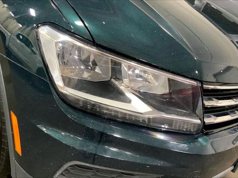 Used 2019 Volkswagen Tiguan SE w/ Panoramic Sunroof Package image 51