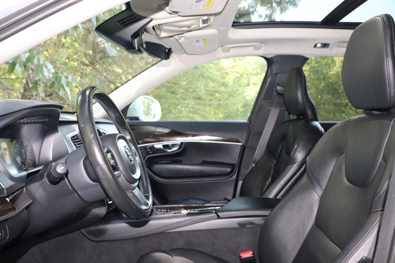 Used 2019 Volvo XC90 T6 Momentum AWD/4WD image 11