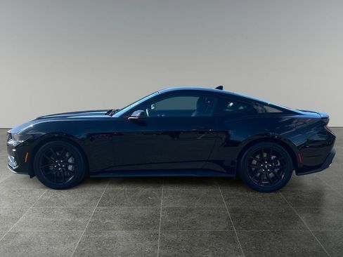 Used 2025 Ford Mustang GT Premium RWD image 4