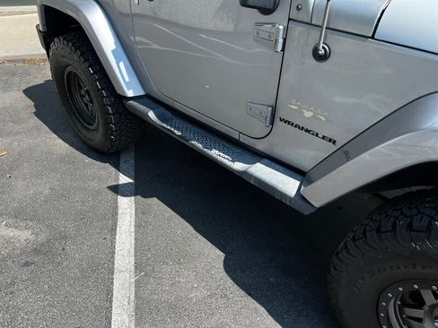 Used 2014 Jeep Wrangler Sahara w/ Connectivity Group AWD/4WD image 9