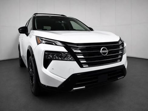 Certified 2026 Nissan Rogue Platinum w/ Platinum Premium Package AWD/4WD image 3