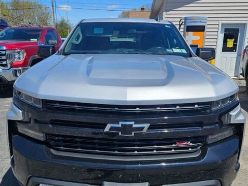 Used 2021 Chevrolet Silverado 1500 LT Trail Boss w/ Bed Protection Package AWD/4WD image 2