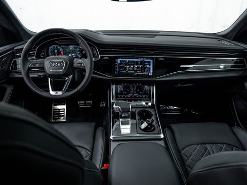 New 2026 Audi SQ8 Prestige image 8