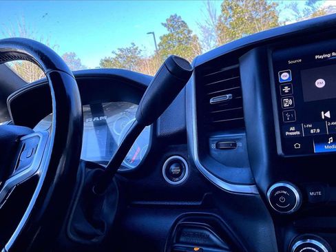 Certified 2024 RAM 2500 Big Horn w/ Off Road Package image 29