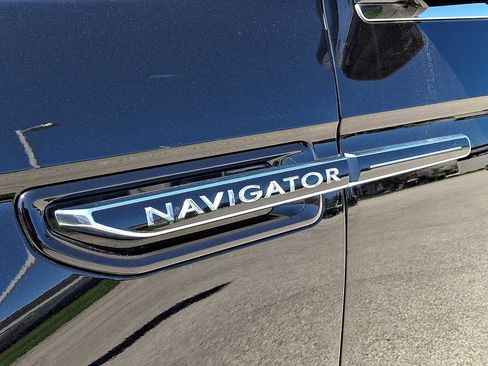 Used 2021 Lincoln Navigator L Reserve AWD/4WD image 38