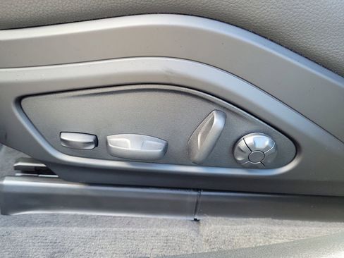 Used 2026 Porsche Panamera 4 image 23