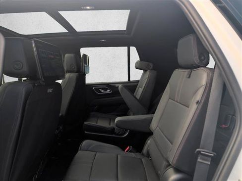 Used 2023 Chevrolet Tahoe RST w/ Luxury Package RWD image 17