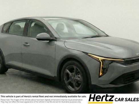 Used 2025 Kia K4 FWD image 1