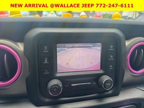 Used 2020 Jeep Wrangler Sport AWD/4WD image 3