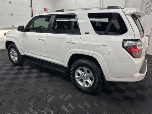 Used 2021 Toyota 4Runner SR5 Premium image 7