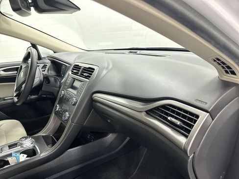 Used 2019 Ford Fusion S FWD image 16