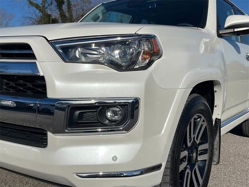 Used 2021 Toyota 4Runner Limited image 14