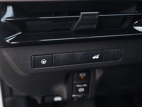 New 2026 Nissan Murano SV image 12