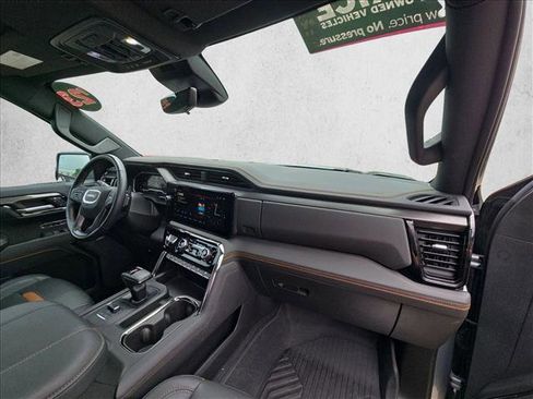 Used 2023 GMC Sierra 1500 AT4 w/ AT4 Premium Package AWD/4WD image 20