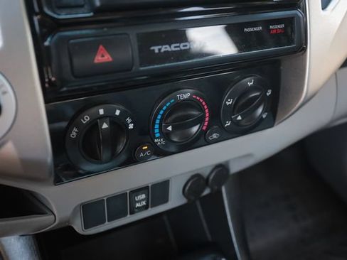 Used 2015 Toyota Tacoma 4x4 Double Cab w/ TRD Sport Package image 25