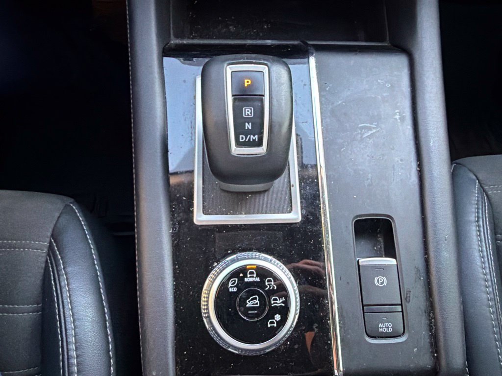 Used 2023 Mitsubishi Outlander SE FWD image 18