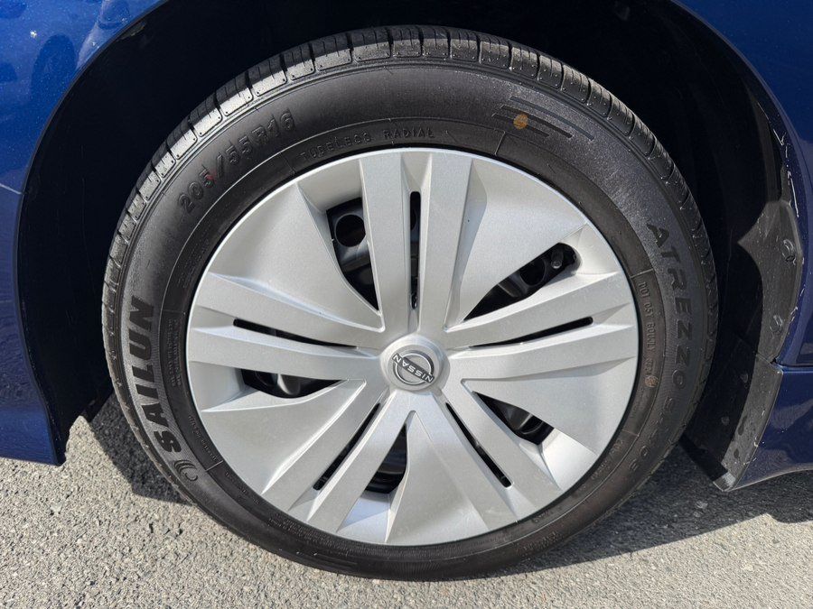 Used 2025 Nissan Leaf S FWD image 41