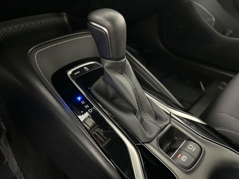 Used 2022 Toyota Corolla SE w/ SE Preferred Package FWD image 20