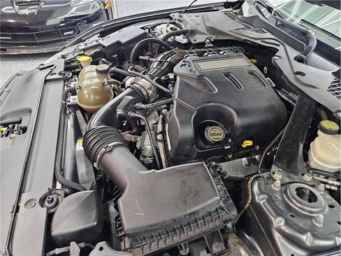 Used 2016 Ford Mustang Coupe RWD image 17