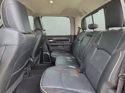 Used 2024 RAM 2500 Laramie AWD/4WD image 10