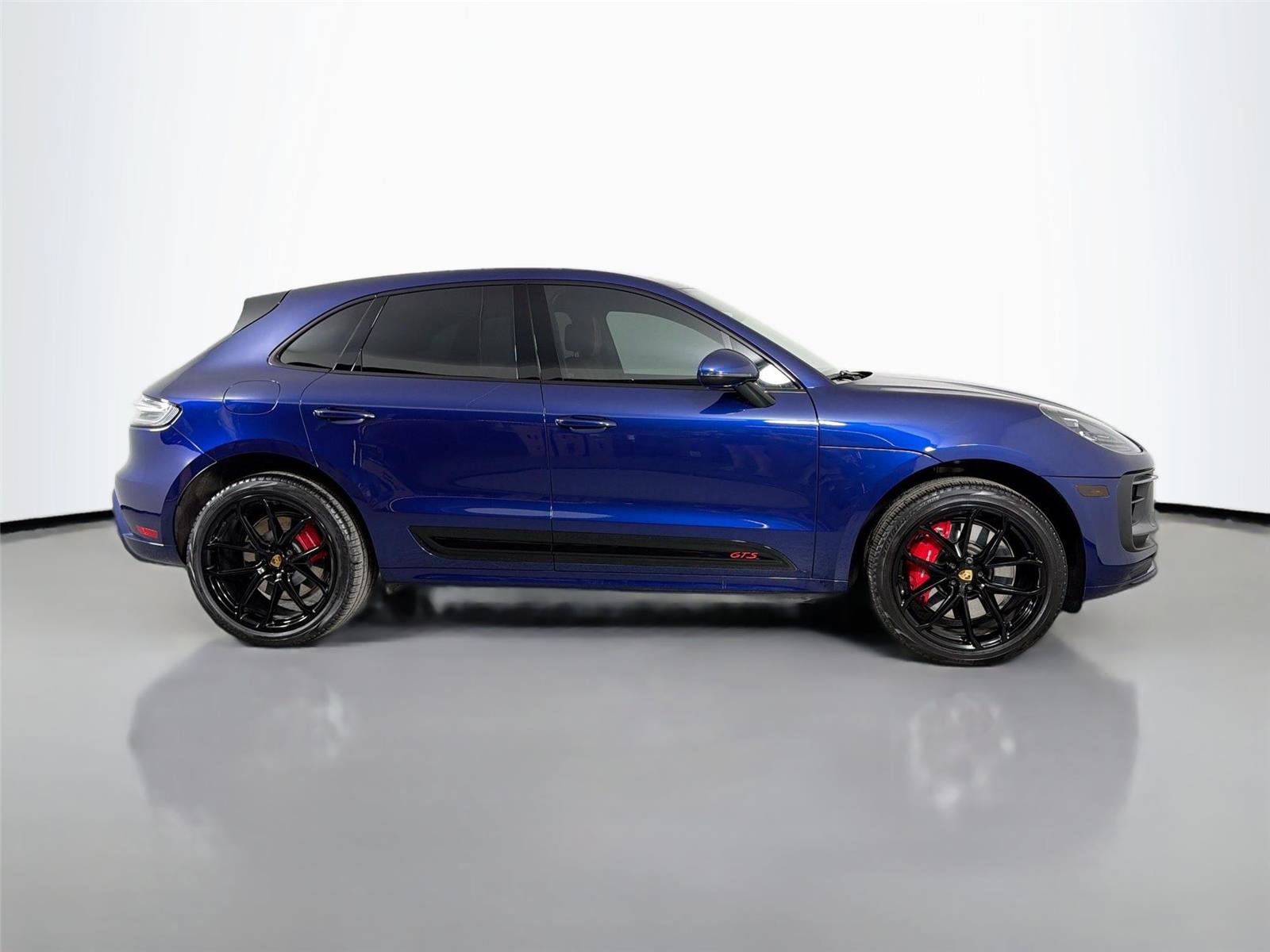 Certified 2023 Porsche Macan GTS AWD/4WD image 8