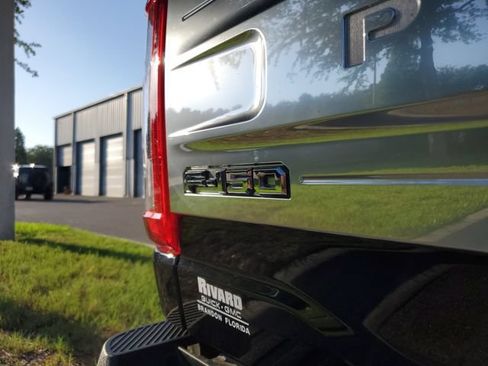 Used 2023 Ford F150 Platinum AWD/4WD image 7