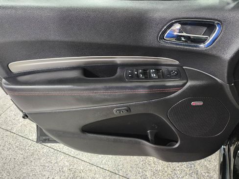 Used 2017 Dodge Durango R/T w/ Technology Group RWD image 24