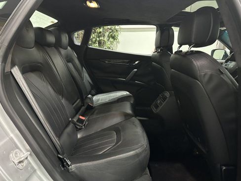 Used 2014 Maserati Quattroporte GTS RWD image 51