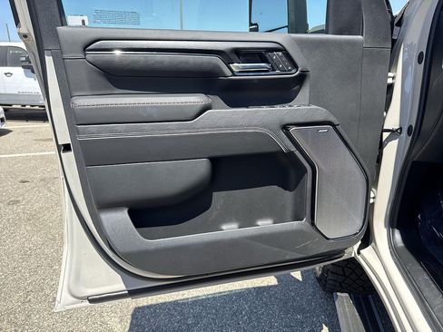 New 2026 GMC Sierra 2500 AT4X AWD/4WD image 19